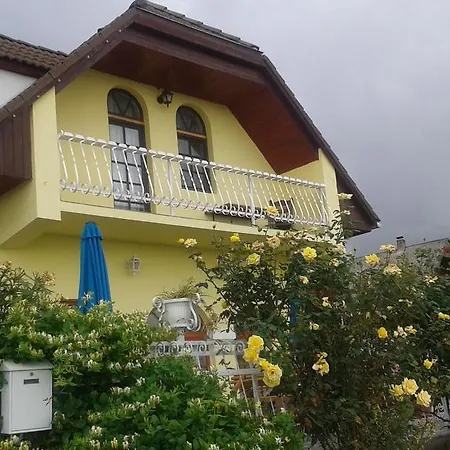 Zafir Panzio Es Etterem Balatongyörök